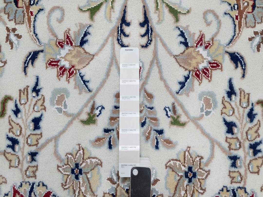 9'8" x 9'8" New Hand Knotted Ivory Wool & Silk Round Oriental Rug - MOA10291075
