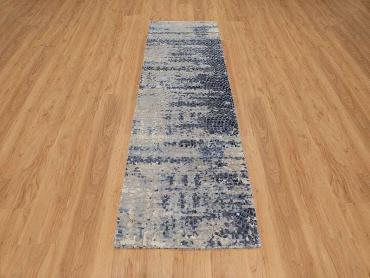 2'7" x 7'11" New Hand Knotted Grey Wool & Silk Runner Oriental Rug - MOA10291209