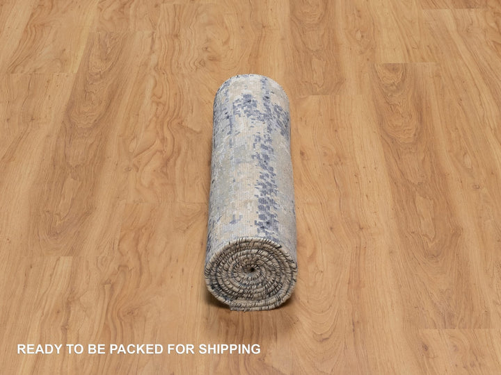 2'7" x 7'11" New Hand Knotted Grey Wool & Silk Runner Oriental Rug - MOA10291209