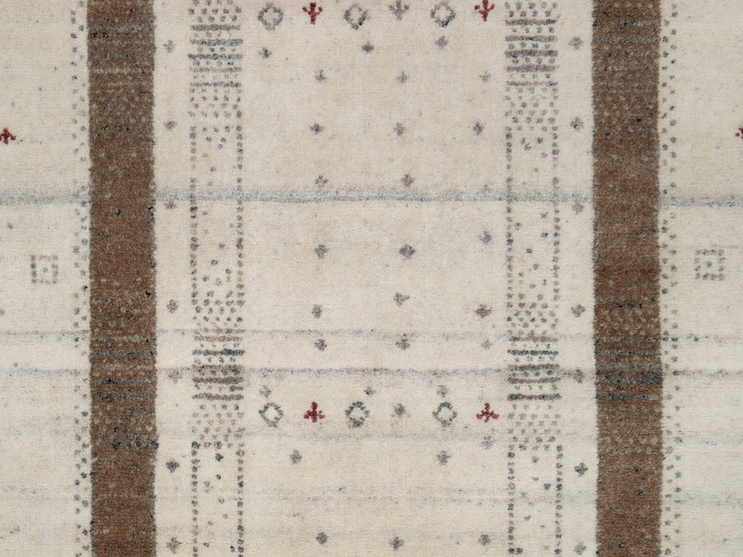 2'8" x 7'11" New Hand Knotted Ivory Wool Runner Oriental Rug - MOA10291259