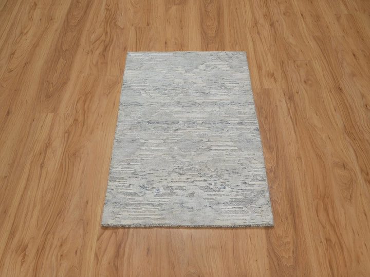 2'0" x 3'0" New Hand Knotted Grey Wool Rectangle Oriental Rug - MOA10291274