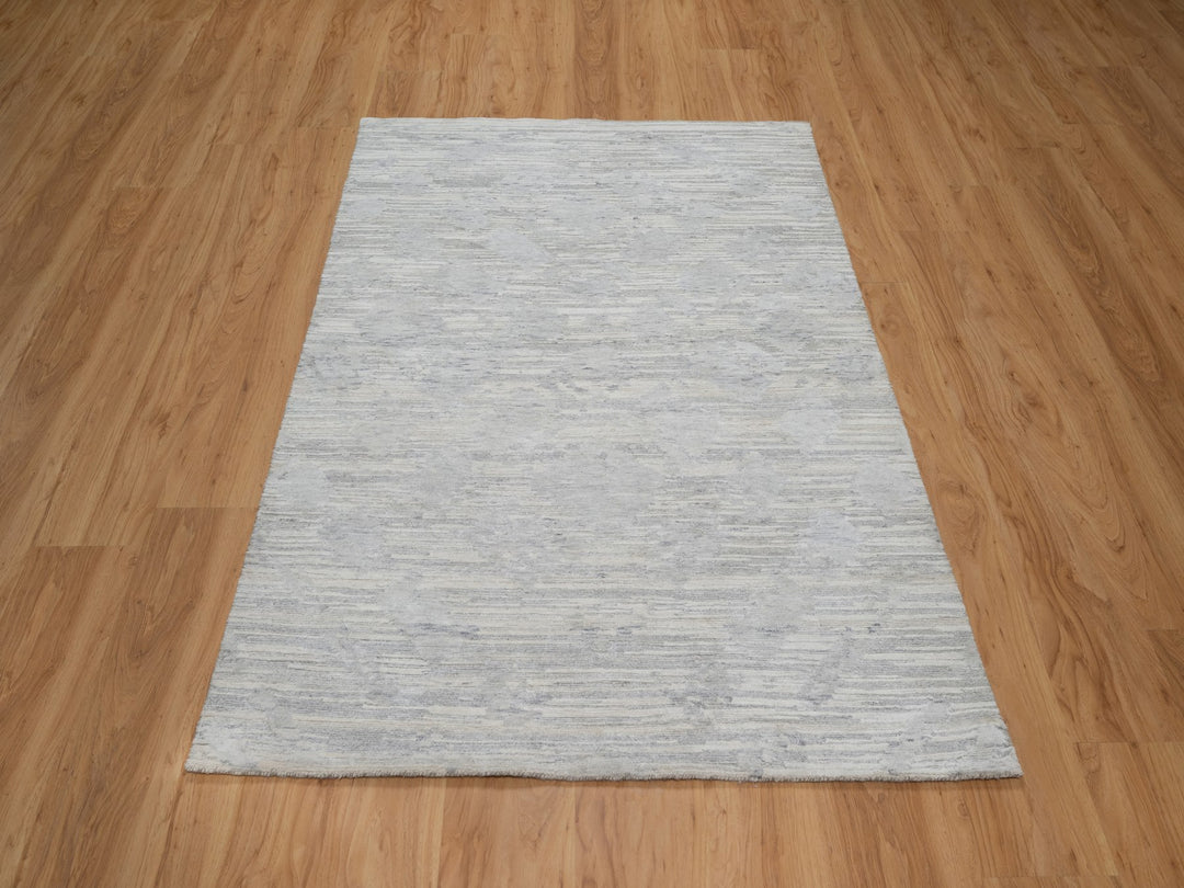 4'1" x 6'0" New Hand Knotted Grey Wool Rectangle Oriental Rug - MOA10291281