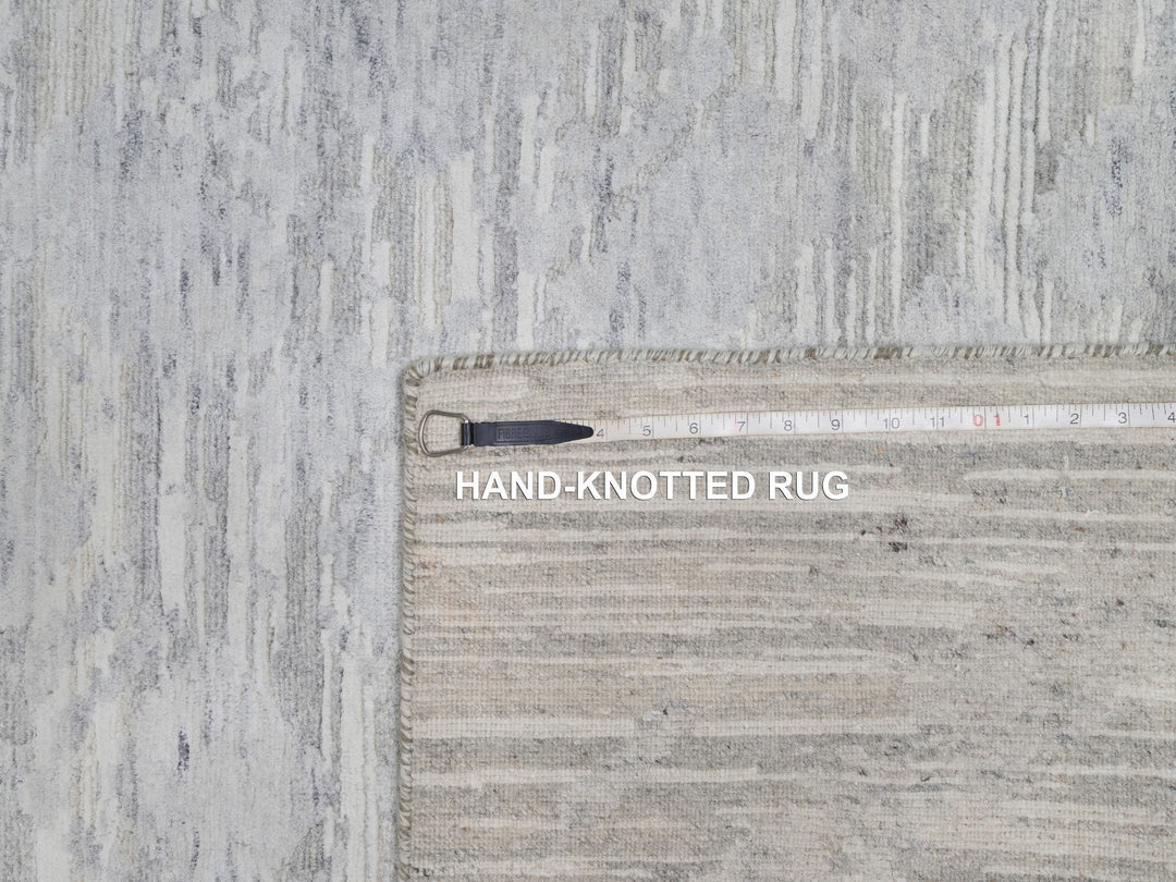 4'1" x 6'0" New Hand Knotted Grey Wool Rectangle Oriental Rug - MOA10291281