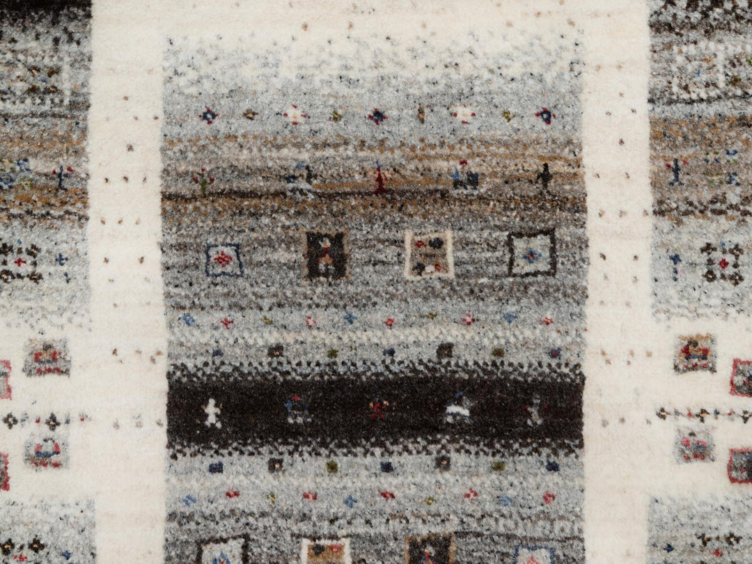 1'11" x 3'0" New Hand Knotted Ivory Wool Rectangle Oriental Rug - MOA10291326