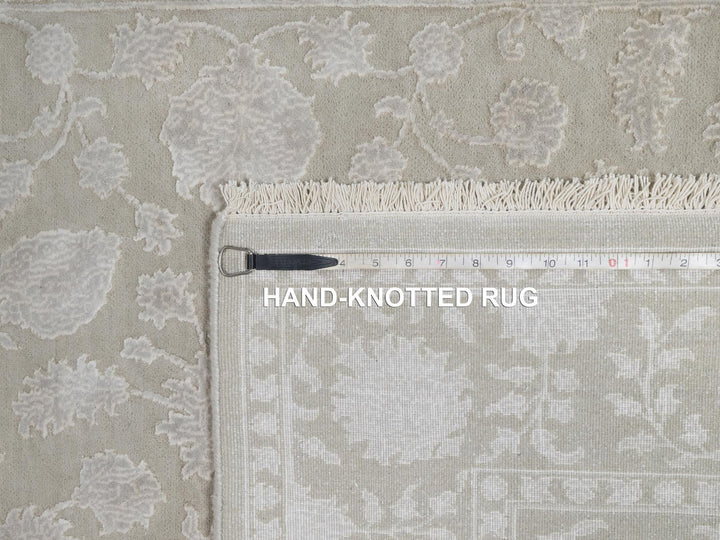 4'9" x 6'10" New Hand Knotted Grey Wool & Silk Rectangle Oriental Rug - MOA10291356