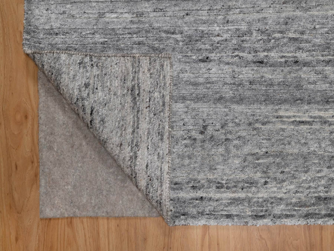 8'0" x 9'10" New Hand Knotted Grey Wool Rectangle Oriental Rug - MOA10291418