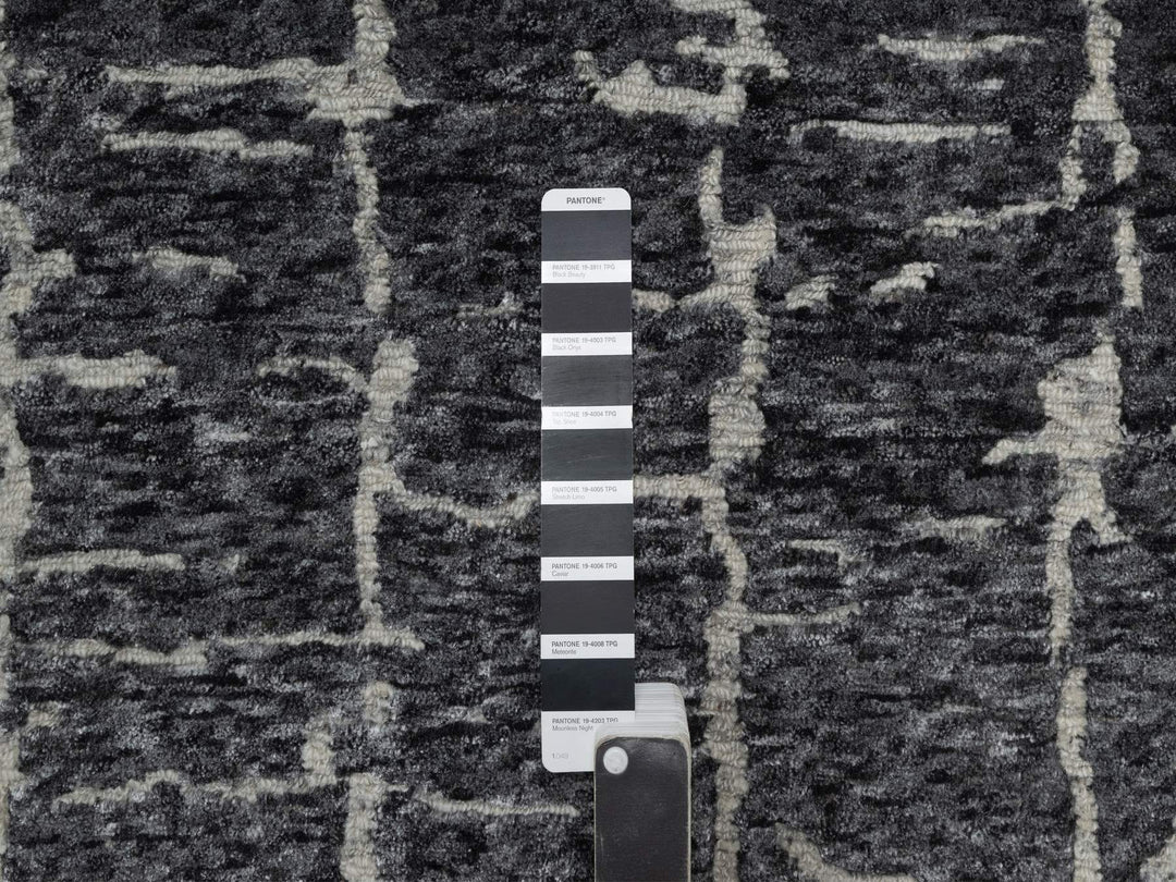7'11" x 10'1" New Hand Knotted Black Wool Rectangle Oriental Rug - MOA10291419
