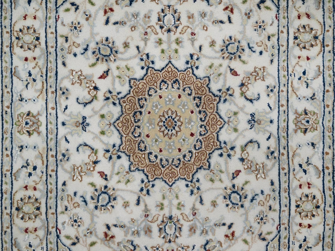 2'7" x 4'0" New Hand Knotted Ivory Wool & Silk Rectangle Oriental Rug - MOA10291542