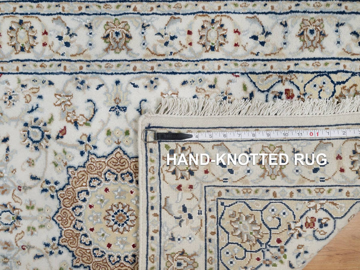 2'7" x 4'0" New Hand Knotted Ivory Wool & Silk Rectangle Oriental Rug - MOA10291542