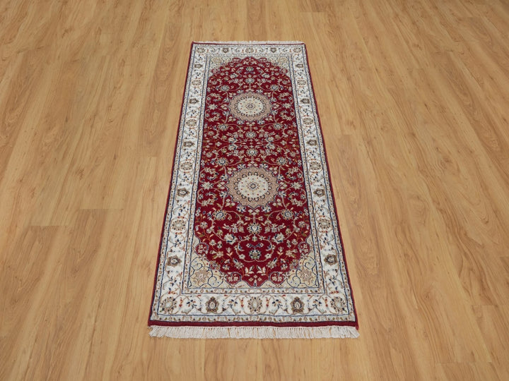 2'6" x 6'0" New Hand Knotted Red Wool & Silk Runner Oriental Rug - MOA10291552