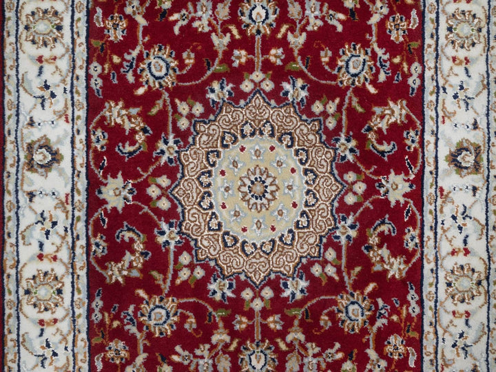 2'6" x 6'0" New Hand Knotted Red Wool & Silk Runner Oriental Rug - MOA10291552