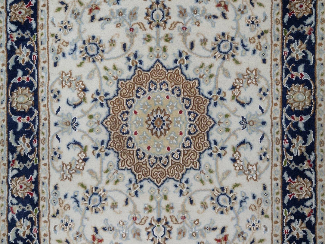 2'8" x 10'3" New Hand Knotted Ivory Wool & Silk Runner Oriental Rug - MOA10291559