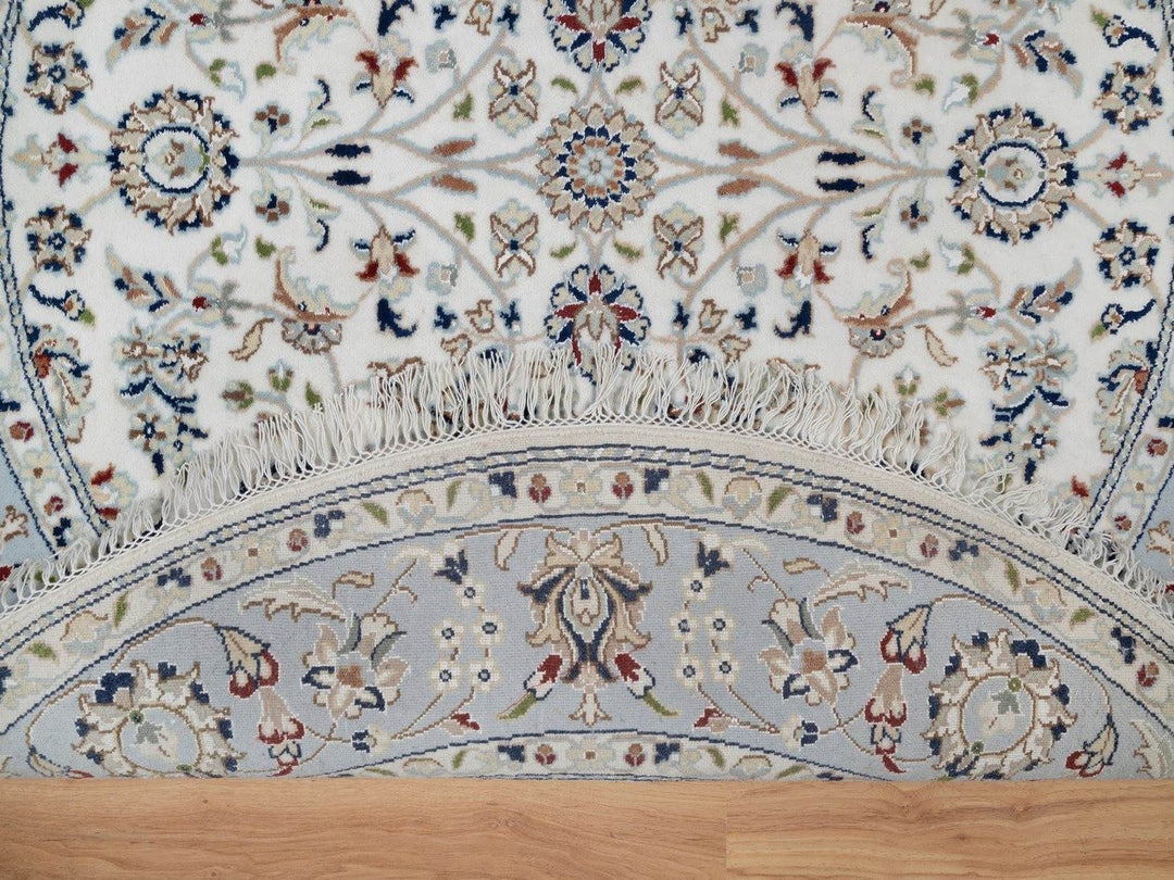 5'2" x 5'2" New Hand Knotted Ivory Wool & Silk Round Oriental Rug - MOA10291564