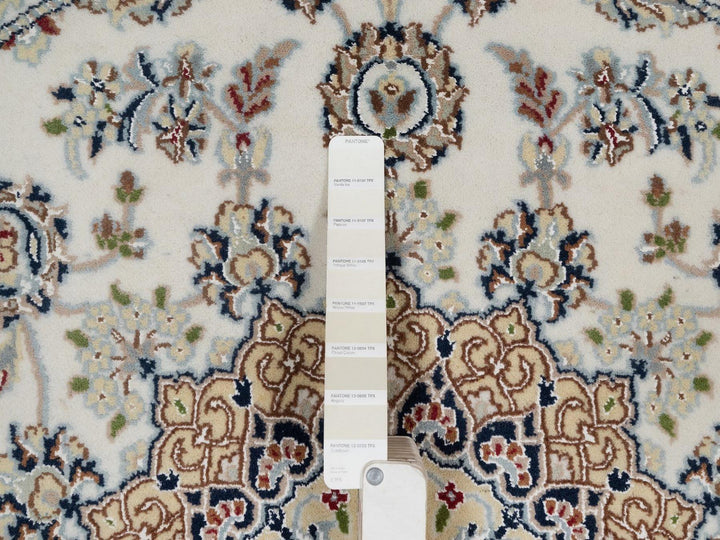 5'0" x 5'0" New Hand Knotted Ivory Wool & Silk Round Oriental Rug - MOA10291565