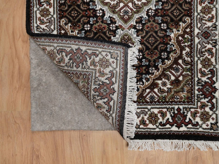 2'0" x 3'1" New Hand Knotted Black Wool Rectangle Oriental Rug - MOA10291570