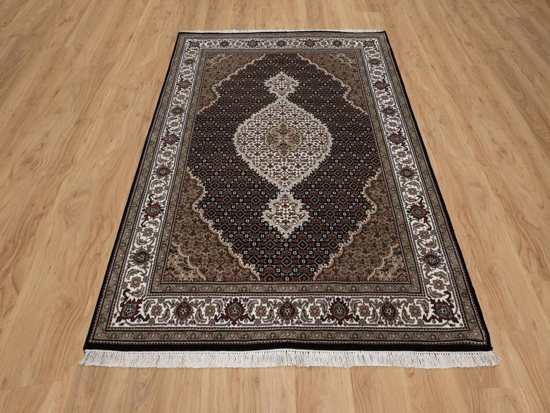 5'0" x 7'0" New Hand Knotted Black Wool Rectangle Oriental Rug - MOA10291587