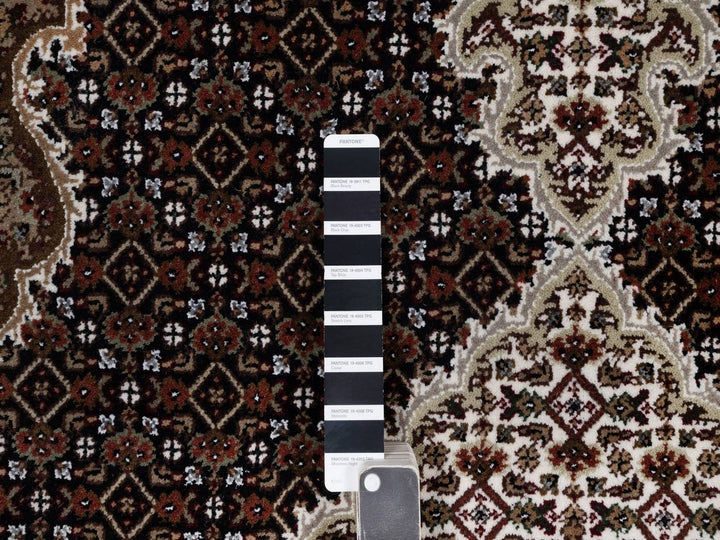 5'0" x 7'0" New Hand Knotted Black Wool Rectangle Oriental Rug - MOA10291587