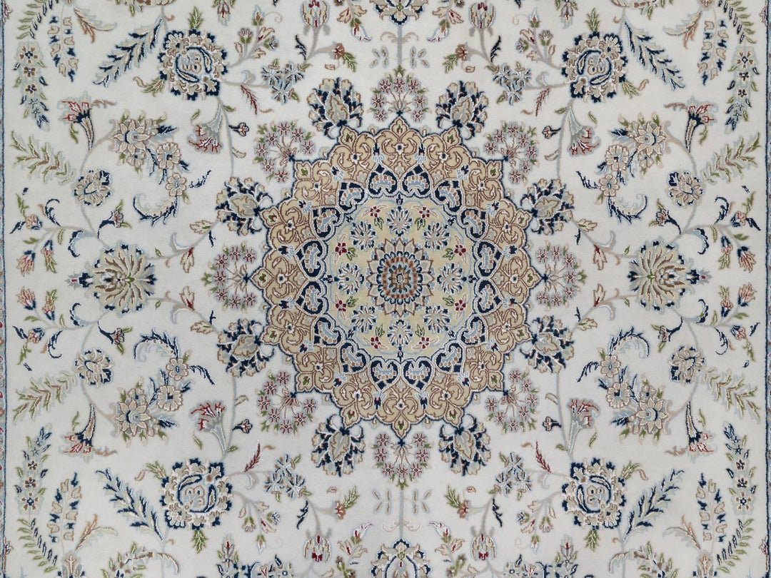 9'9" x 14'1" New Hand Knotted Ivory Wool & Silk Rectangle Oriental Rug - MOA10291603