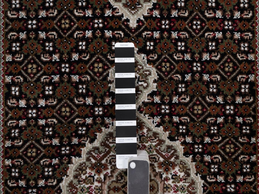 2'9" x 7'11" New Hand Knotted Black Wool Runner Oriental Rug - MOA10291612