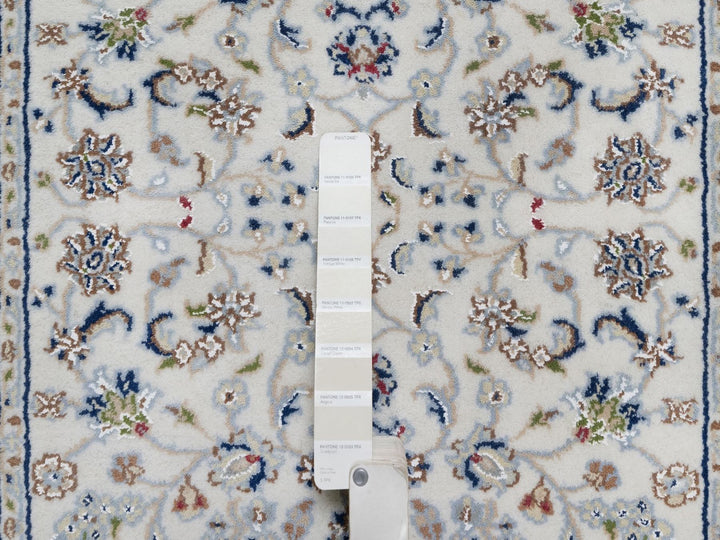 2'9" x 21'8" New Hand Knotted Ivory Wool & Silk Runner Oriental Rug - MOA10291619
