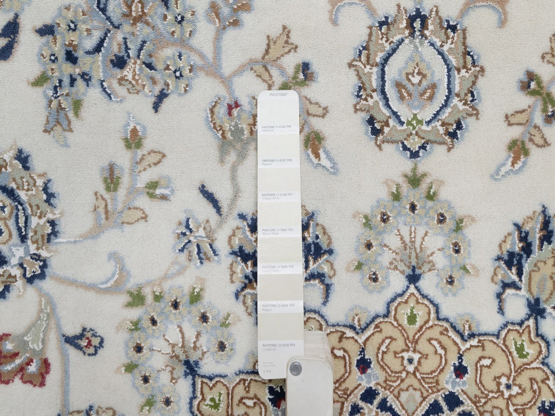 8'2" x 8'2" New Hand Knotted Ivory Wool & Silk Round Oriental Rug - MOA10291625