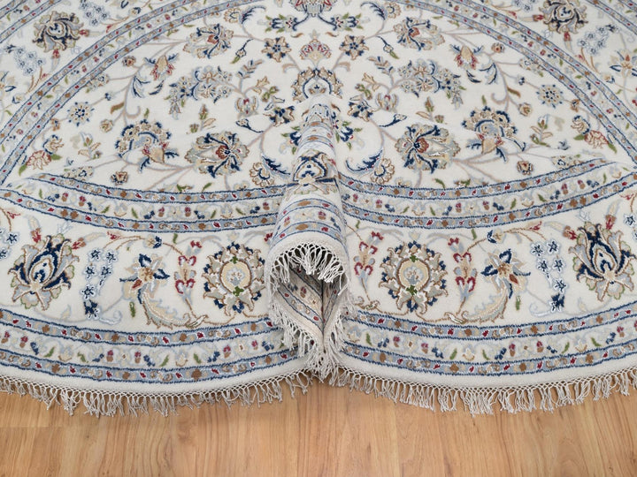 7'10" x 7'10" New Hand Knotted Ivory Wool & Silk Round Oriental Rug - MOA10291626