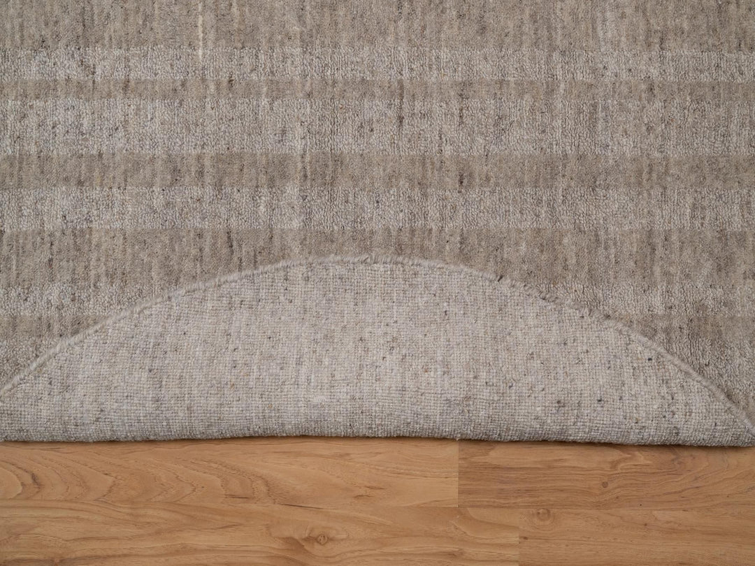 4'11" x 4'11" New Hand Loomed Brown Wool Round Oriental Rug - MOA10291652