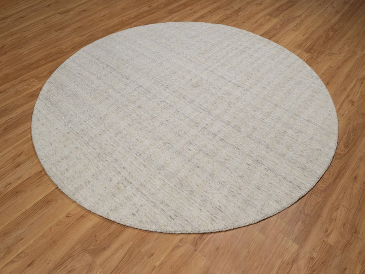 7'11" x 7'11" New Hand Loomed Ivory Wool Round Oriental Rug - MOA10291676