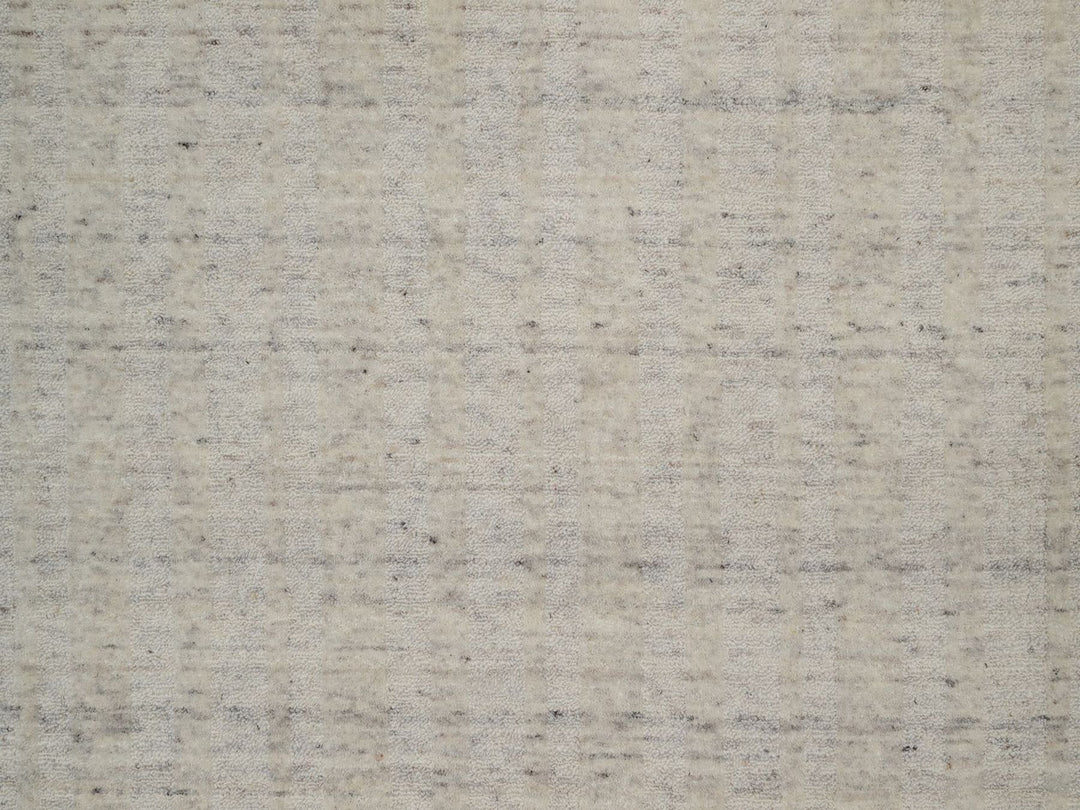 7'11" x 7'11" New Hand Loomed Ivory Wool Round Oriental Rug - MOA10291676