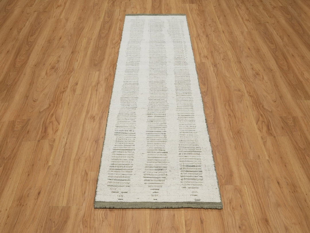 2'5" x 7'11" New Hand Woven Ivory Wool Runner Oriental Rug - MOA10291723