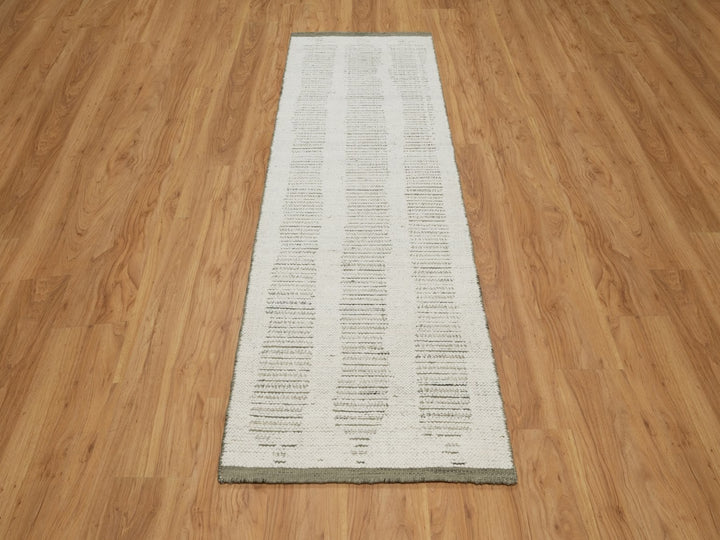 2'5" x 7'11" New Hand Woven Ivory Wool Runner Oriental Rug - MOA10291723