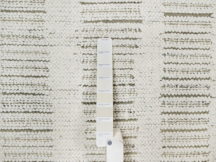 2'6" x 9'11" New Hand Woven Ivory Wool Runner Oriental Rug - MOA10291726