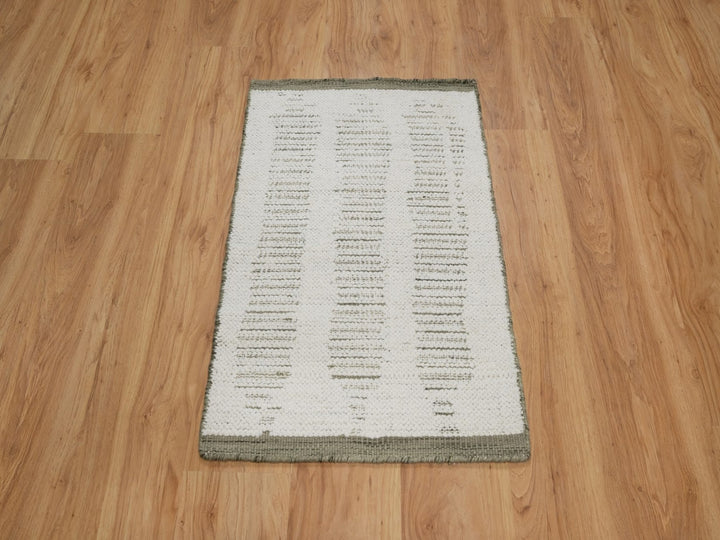 2'0" x 3'0" New Hand Woven Ivory Wool Rectangle Oriental Rug - MOA10291730