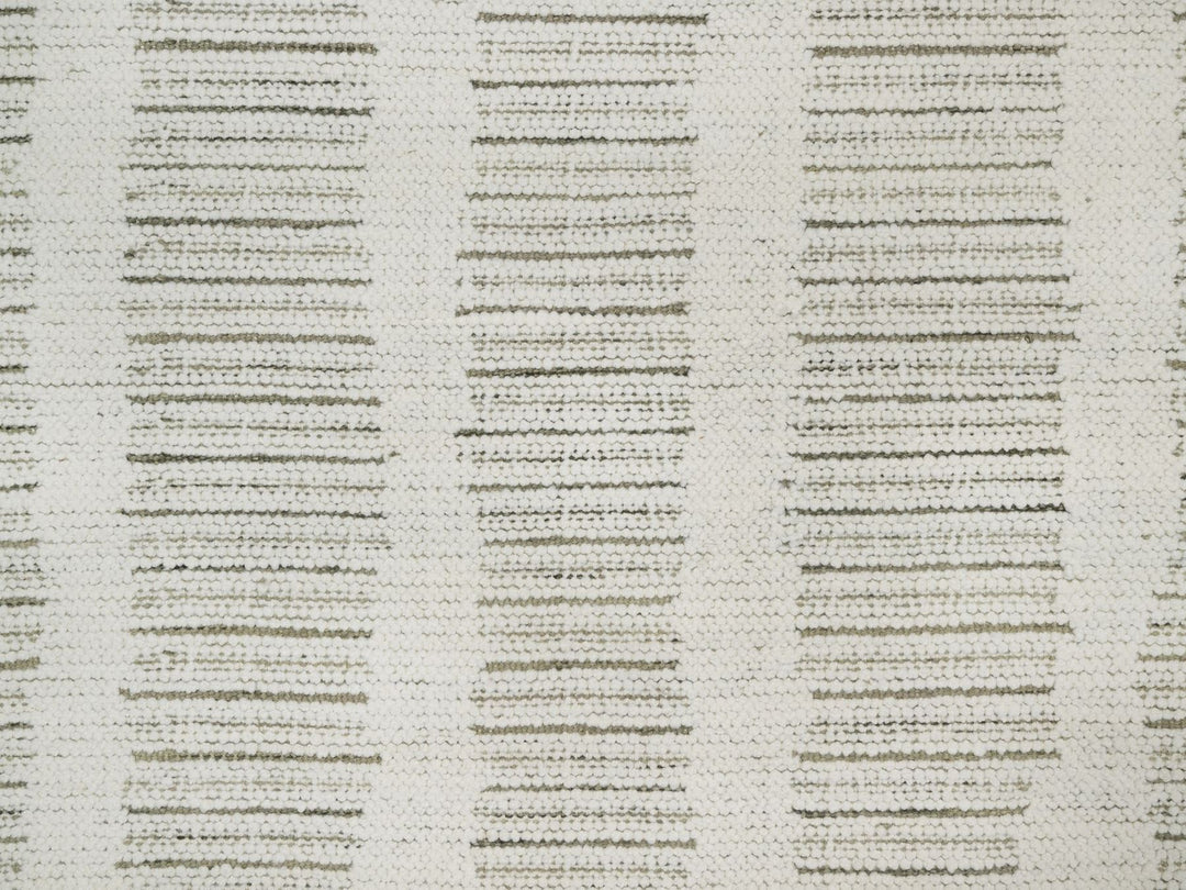 4'10" x 4'10" New Hand Woven Ivory Wool Round Oriental Rug - MOA10291741