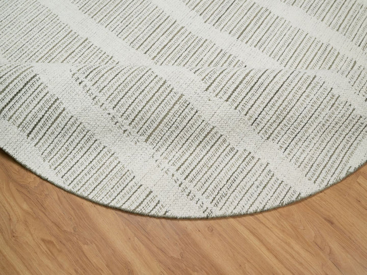 7'11" x 7'11" New Hand Woven Ivory Wool Round Oriental Rug - MOA10291770