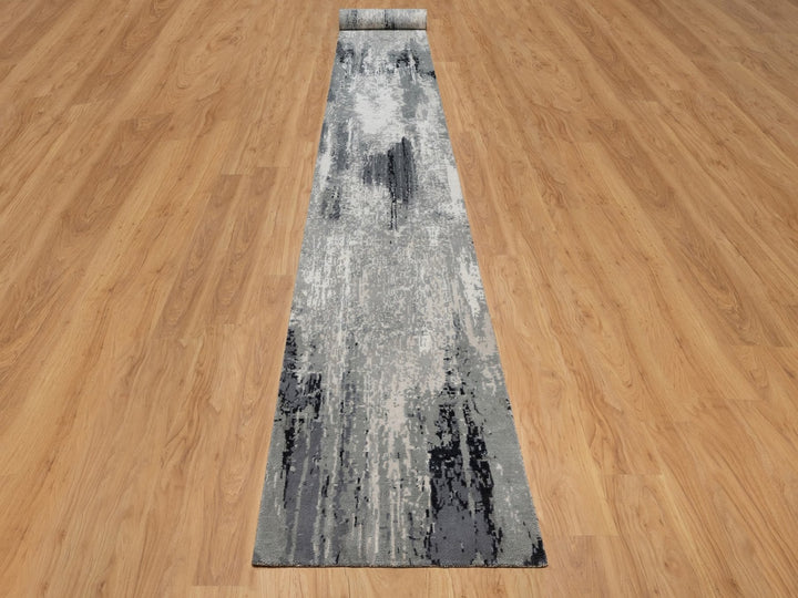 2'8" x 23'10" New Hand Knotted Ivory Wool & Silk Runner Oriental Rug - MOA10291784