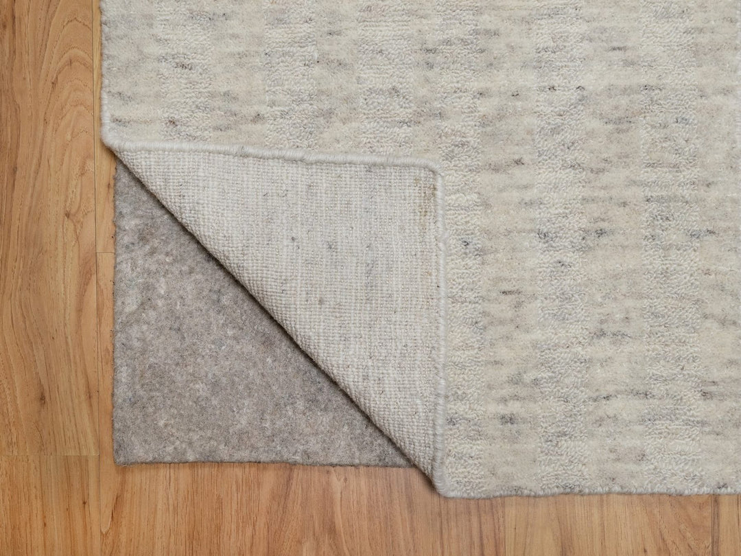 2'0" x 3'0" New Hand Loomed Ivory Wool Rectangle Oriental Rug - MOA10291795