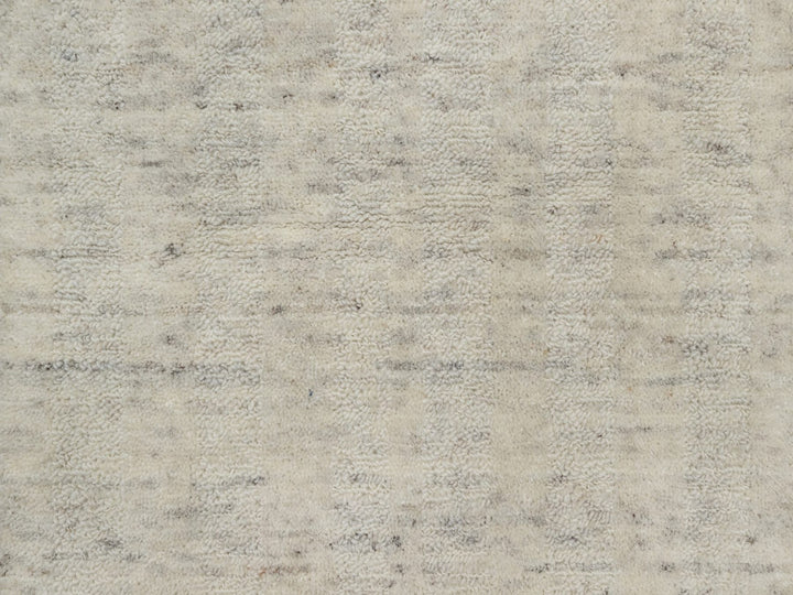 2'0" x 3'0" New Hand Loomed Ivory Wool Rectangle Oriental Rug - MOA10291795