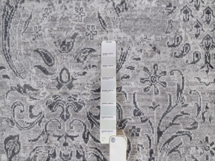 5'0" x 6'11" New Hand Knotted Grey Wool & Silk Rectangle Oriental Rug - MOA10291800