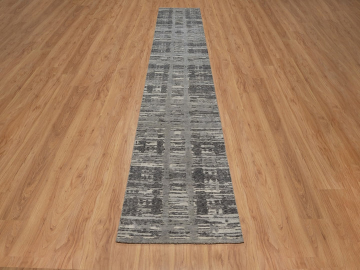 2'6" x 14'0" New Hand Knotted Grey Wool Runner Oriental Rug - MOA10291810