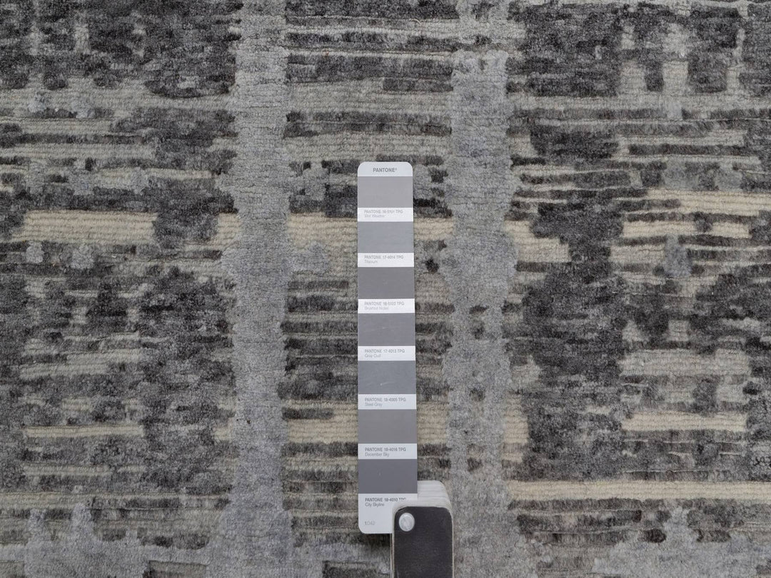 2'6" x 14'0" New Hand Knotted Grey Wool Runner Oriental Rug - MOA10291810
