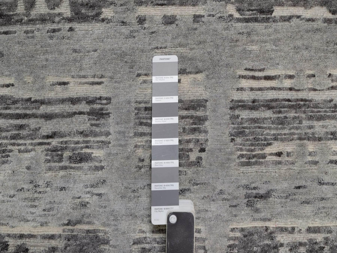 2'5" x 6'2" New Hand Knotted Grey Wool Runner Oriental Rug - MOA10291813