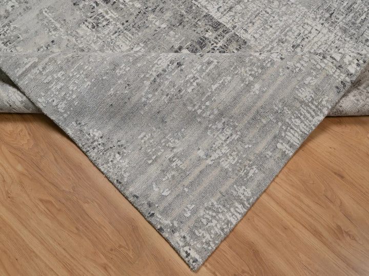 6'1" x 9'0" New Hand Knotted Grey Wool Rectangle Oriental Rug - MOA10291816