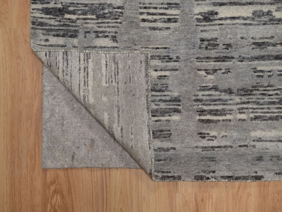 2'6" x 8'0" New Hand Knotted Grey Wool Runner Oriental Rug - MOA10291818