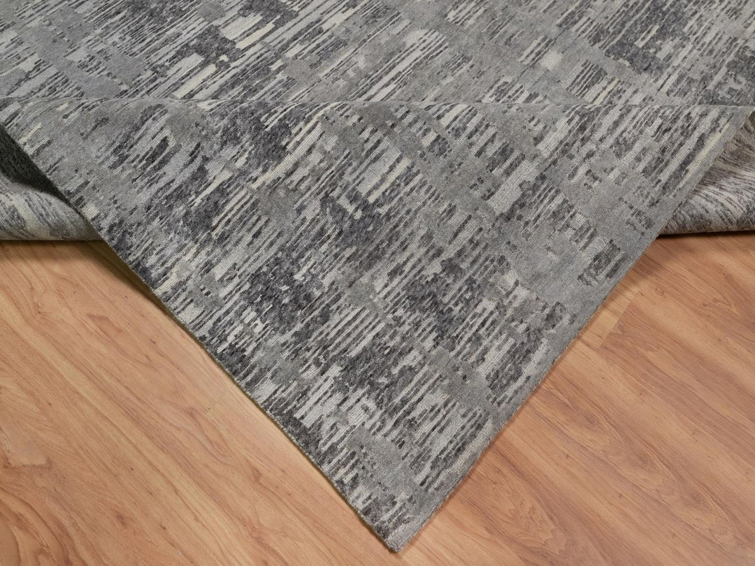 10'0" x 14'1" New Hand Knotted Grey Wool Rectangle Oriental Rug - MOA10291831