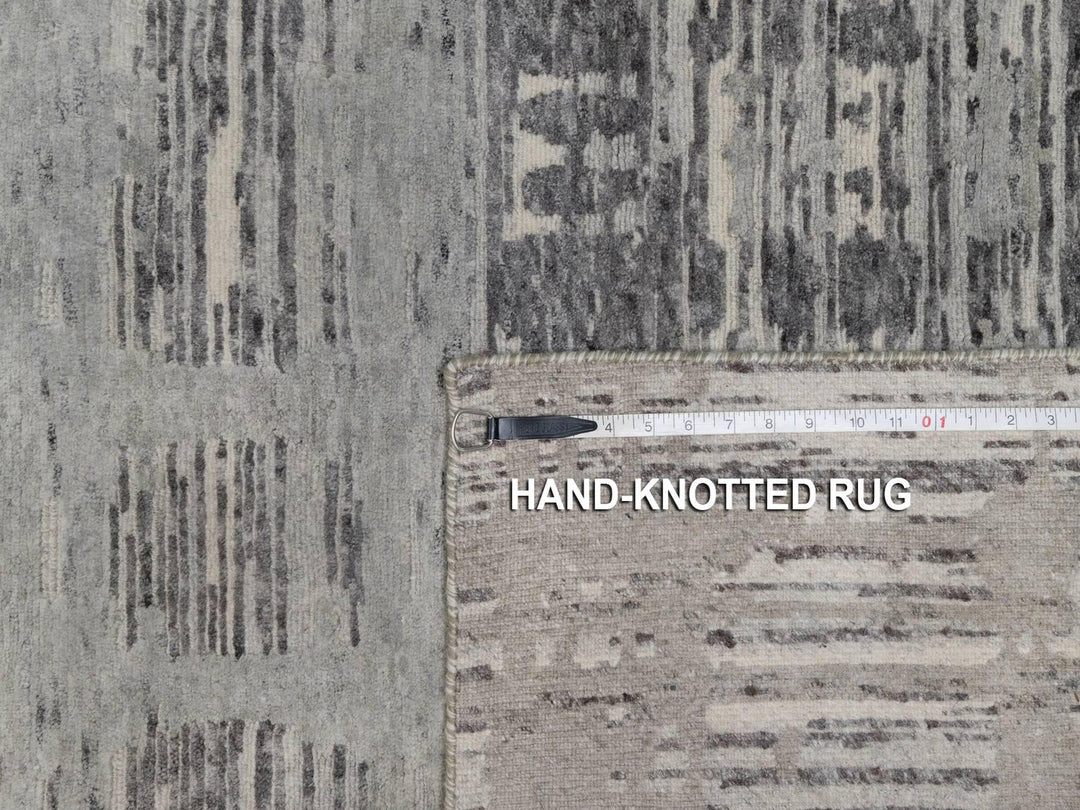 5'0" x 7'0" New Hand Knotted Grey Wool Rectangle Oriental Rug - MOA10291833