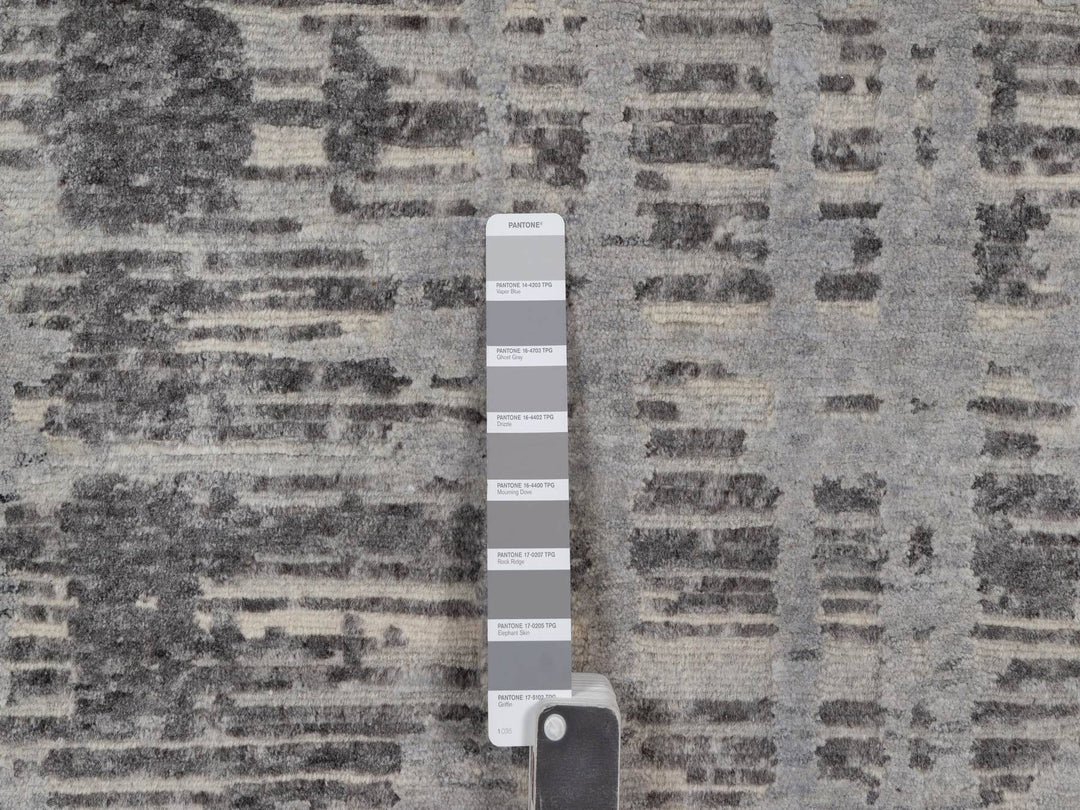 8'11" x 12'1" New Hand Knotted Grey Wool Rectangle Oriental Rug - MOA10291850
