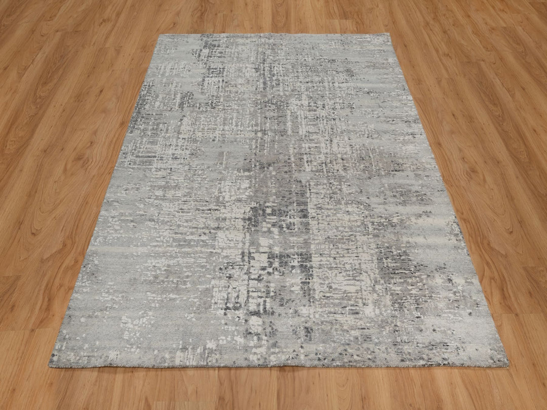 5'1" x 7'1" New Hand Knotted Grey Wool Rectangle Oriental Rug - MOA10291853