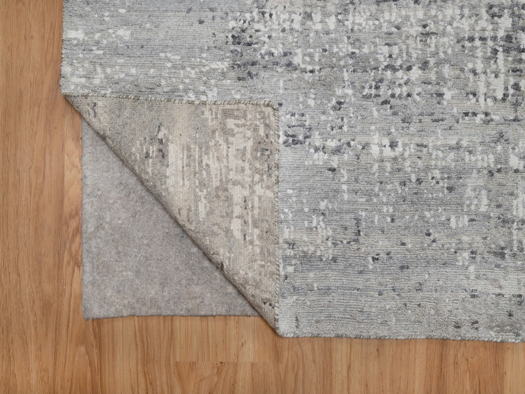 5'1" x 7'1" New Hand Knotted Grey Wool Rectangle Oriental Rug - MOA10291853