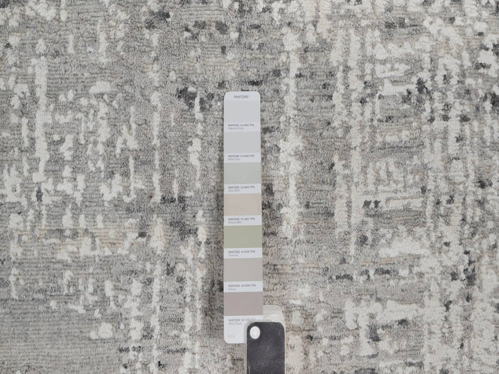 5'1" x 7'1" New Hand Knotted Grey Wool Rectangle Oriental Rug - MOA10291853